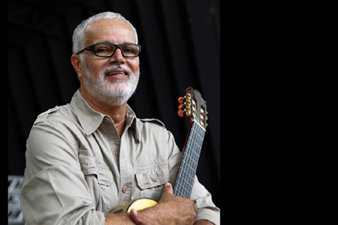 Serenata no Tamar recebe Recôncavo Experimental e Roberto Mendes