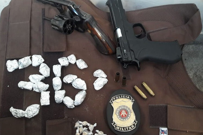 Acusado de assalto a coletivo em Dias d'Ávila é morto em confronto com a PM