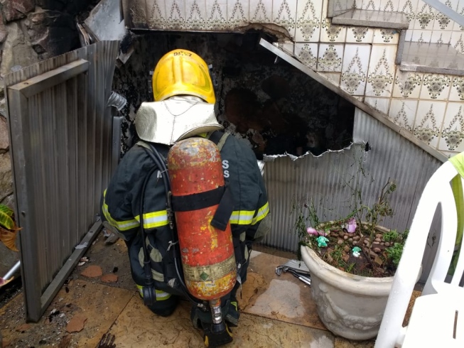 Botijão explode e deixa cinco pessoas da mesma família feridas