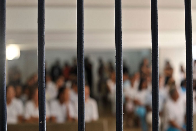 Justiça libera 320 presos da Bahia para passar Natal em casa