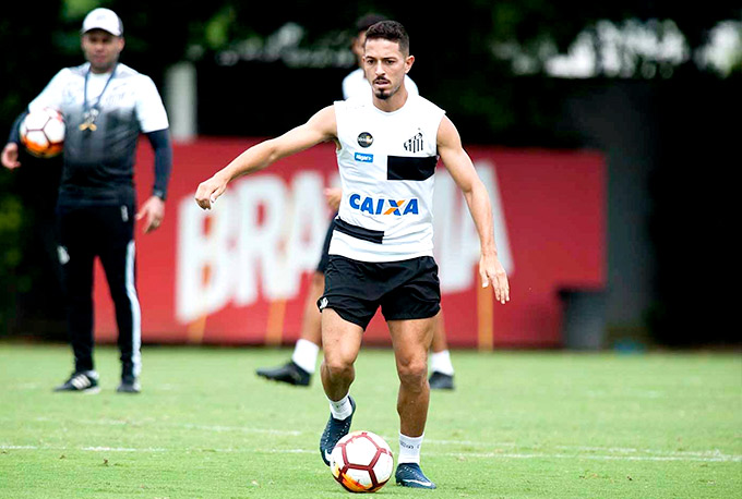 Empresário garante acerto entre Bahia e meio-campista 