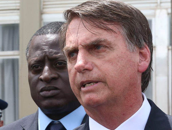 Bolsonaro diz que caixa-preta de órgãos federais começou a ser aberta