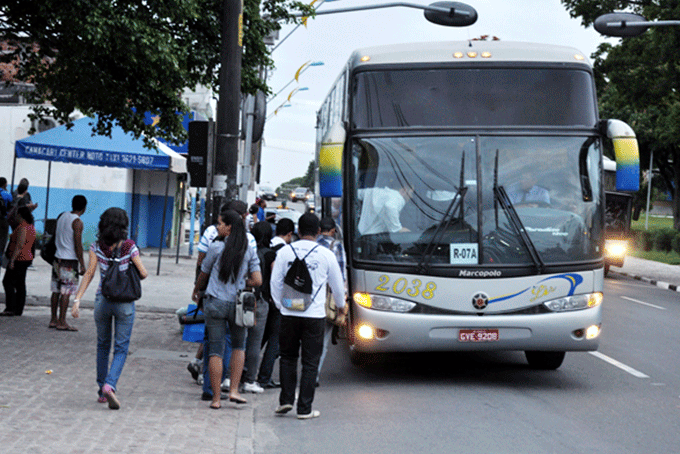  Prefeitura inicia recadastramento do transporte universitário na segunda (14)