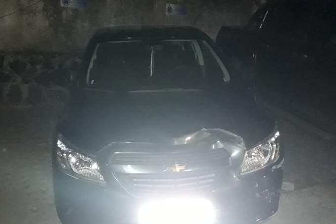 Homem atropela esposa e filhos; criança teve perna esmagada