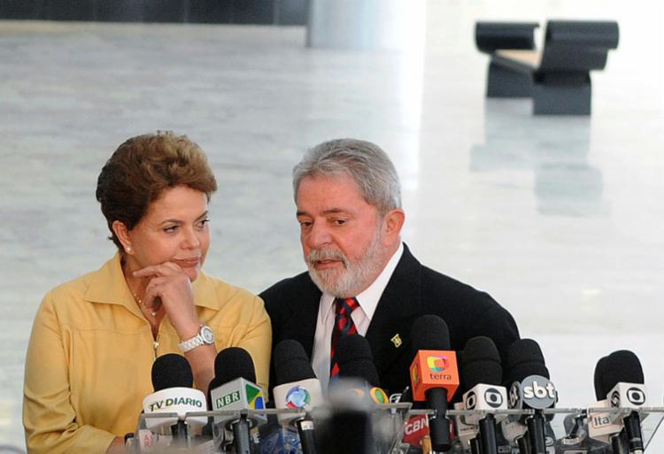 Dilma 'deu corda' para Lava Jato 'sufocar' Lula, diz Palocci