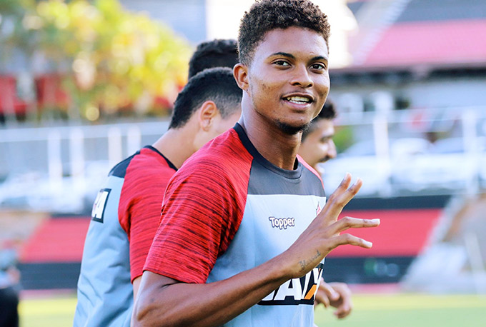 David confirma proposta de clube alemão por Lucas Ribeiro