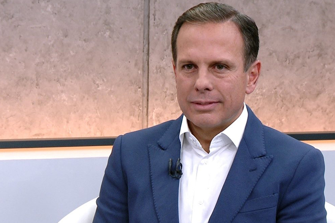Bolsonaro e Guedes apresentam João Doria como possível presidente 