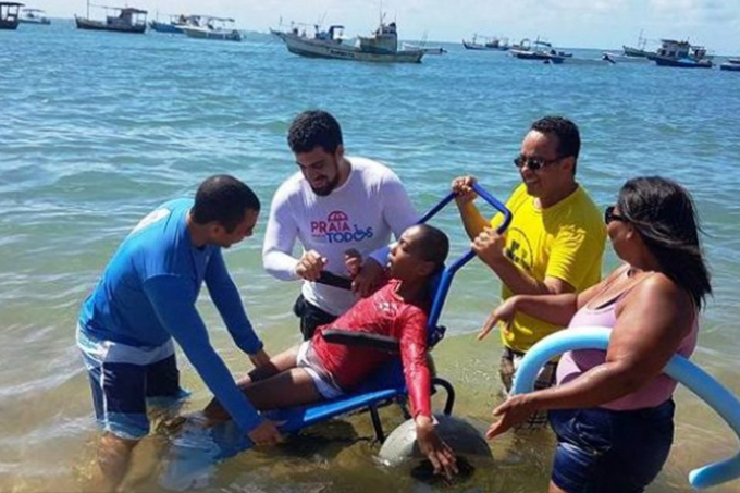 Projeto promove acessibilidade nas praias matenses