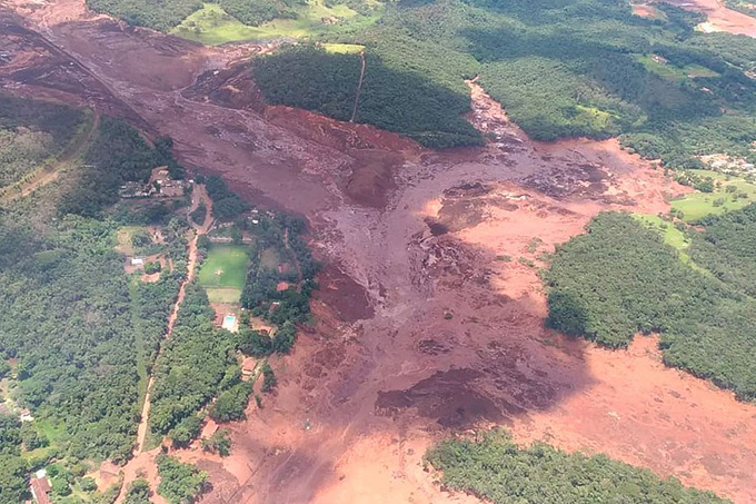 Barragem da Vale se rompe em Brumadinho, em Belo Horizonte