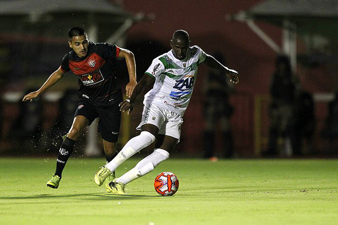 Na estreia do time principal, Vitória vence o xará de Conquista
