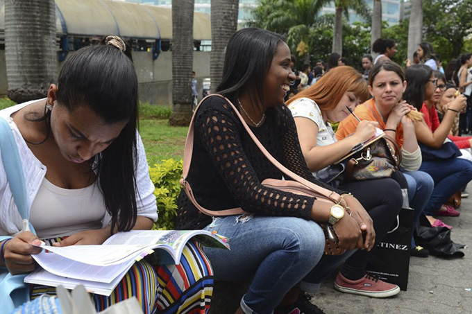 Ministério da Educação adia inscrições do ProUni e do Fies