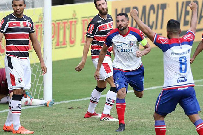 Gilberto sobre Enderson: 'Me ensinou algumas coisas para evoluir'