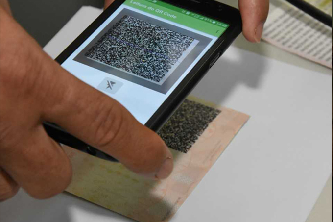 Detran-BA libera emissão de CNH digital gratuita