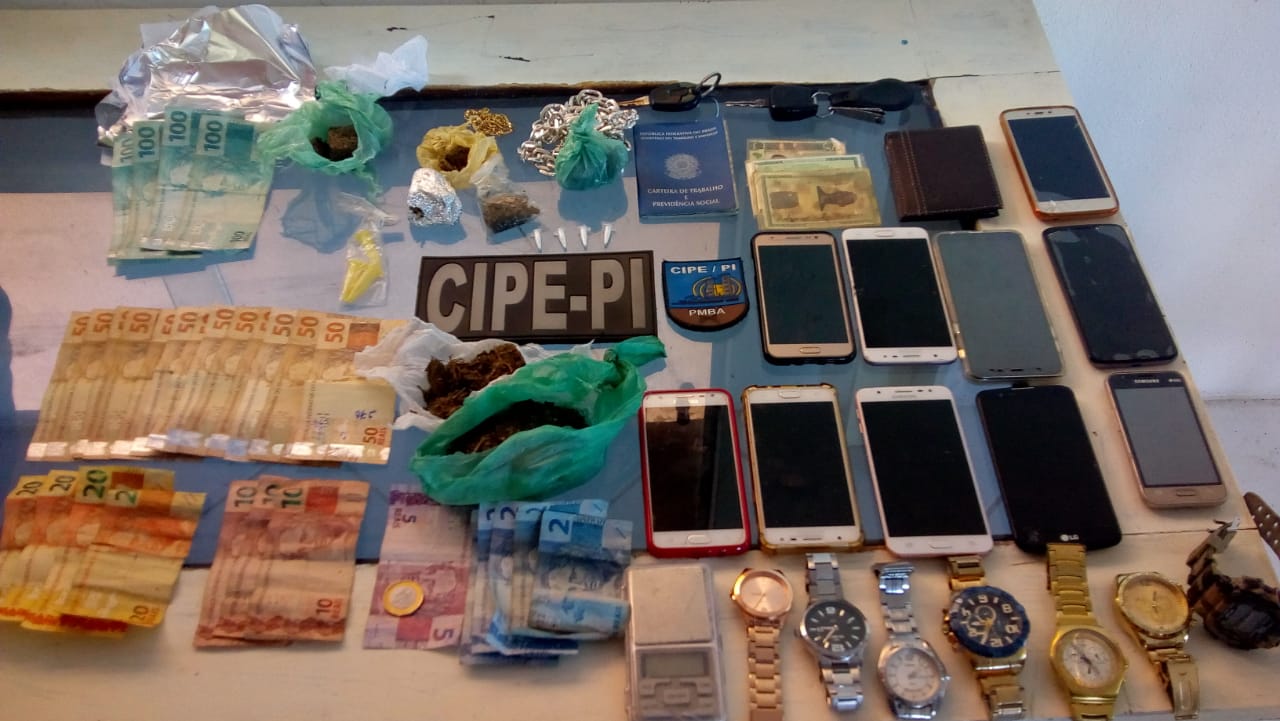 Nove traficantes são presos em 'Festa do Pó' em condomínio de luxo 