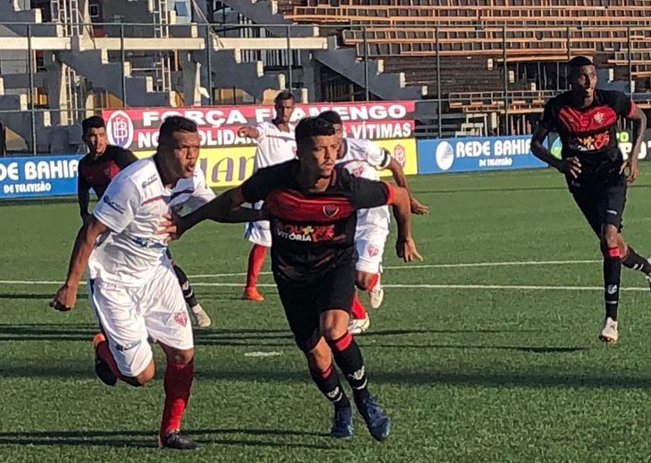 Vitória empata com Bahia de Feira fora de casa
