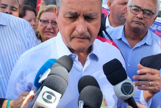 Rui adia anúncio do secretariado e confirma assinatura do VLT 