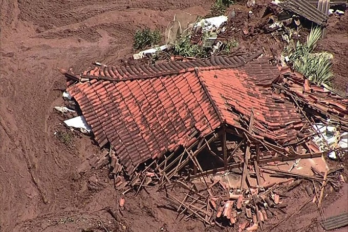 1 mês após tragédia em Brumadinho, ainda restam luto e lama