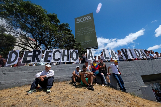 Brasil negocia acordo para permitir retorno de brasileiros da Venezuela