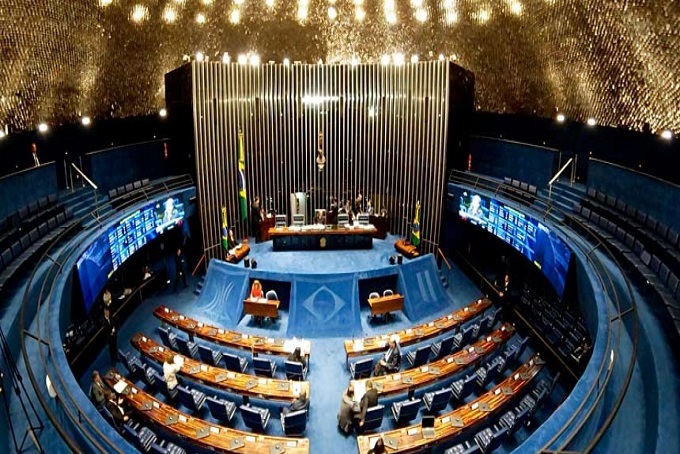 Cotas para candidaturas femininas estão na mira do Congresso