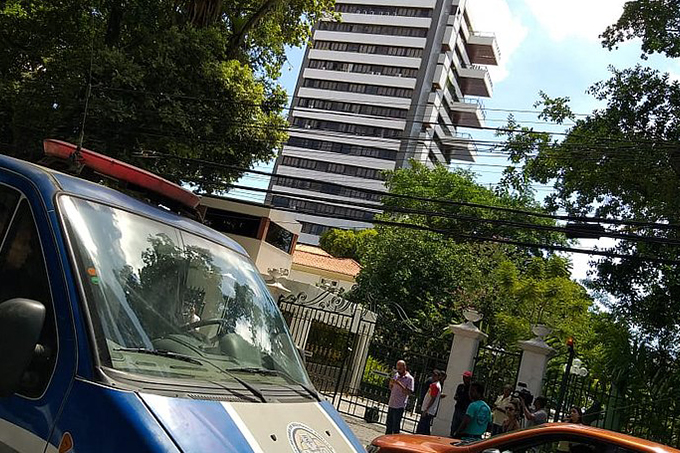 Homens morrem em queda de elevador durante obra no Corredor da Vitória