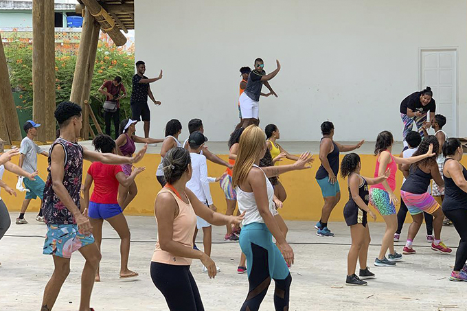 Prefeitura inicia matrículas para aulas gratuitas de Zumba, Step e Jump 