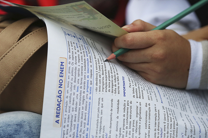 Pedido de isenção da inscrição do Enem começa nesta segunda