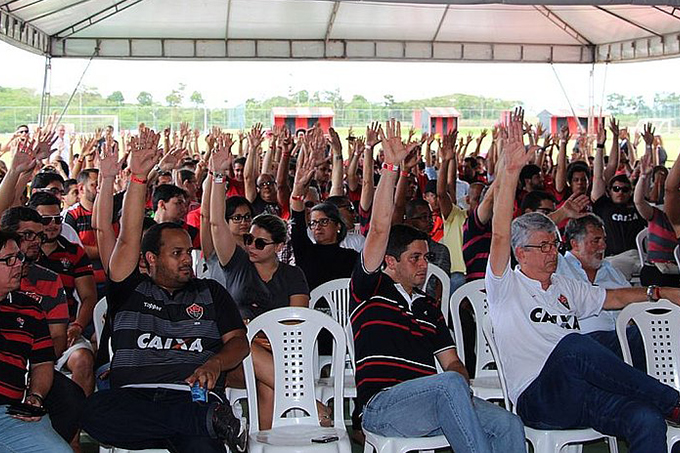 AGE decide neste domingo sobre eleições e estatuto do Vitória