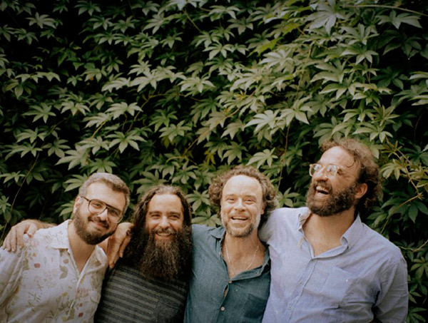 Los Hermanos lançam música nova depois de 14 anos