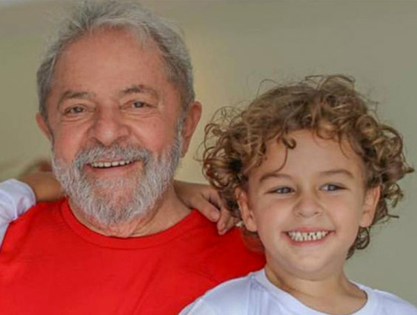 Neto de Lula não morreu de meningite, diz laudo médico