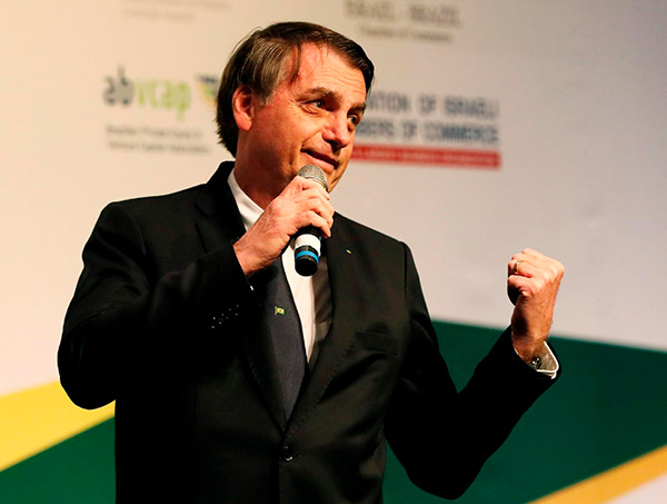 Bolsonaro anuncia 13º do Bolsa Família na semana que vem