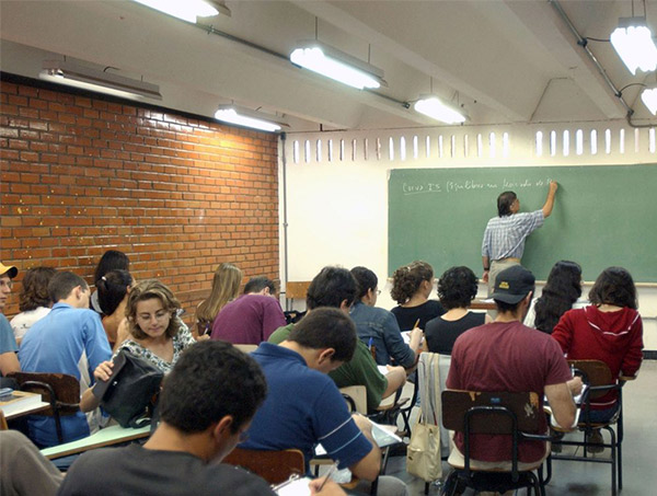 Empreendedorismo e investigação científica farão parte do ensino médio