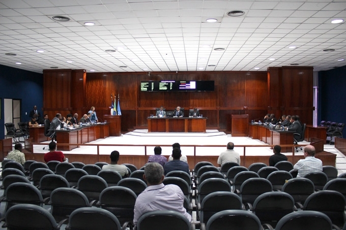 Câmara realiza audiência pública para tratar sobre a falta de água 