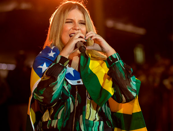 Marília Mendonça fará show gratuito no Pelourinho nesta terça (9)