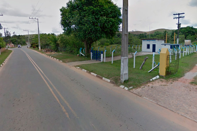Carro da Embasa é roubado em Amado Bahia