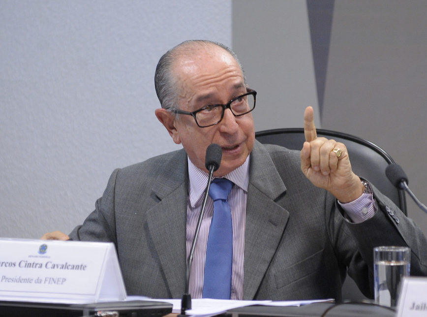 Governo vai propor fusão de impostos e menos encargos