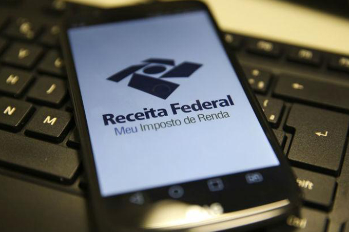 Projeto eleva isenção do Imposto de Renda para cinco salários mínimos