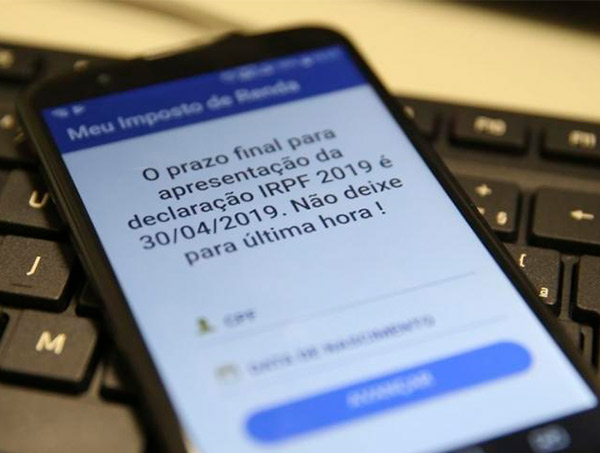 A uma semana do fim do prazo, 12 milhões não enviaram declaração do IR