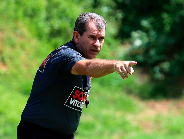 Vitória vai reencontrar a torcida sábado (4), contra o Vila Nova