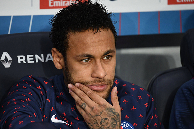 Federação Francesa suspende Neymar por agressão a torcedor