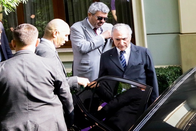 Temer passa 2ª noite preso na sede da PF em SP