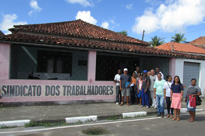 Prefeitura realiza entrega de computadores à entidades agrícolas