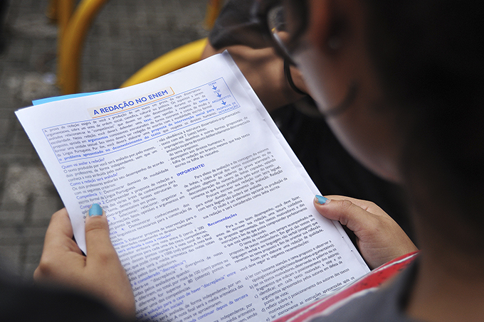 Enem: candidatos sem isenção têm até quinta para pagar inscrição