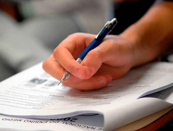 Participantes têm até hoje para pagar taxa de inscrição do Enem