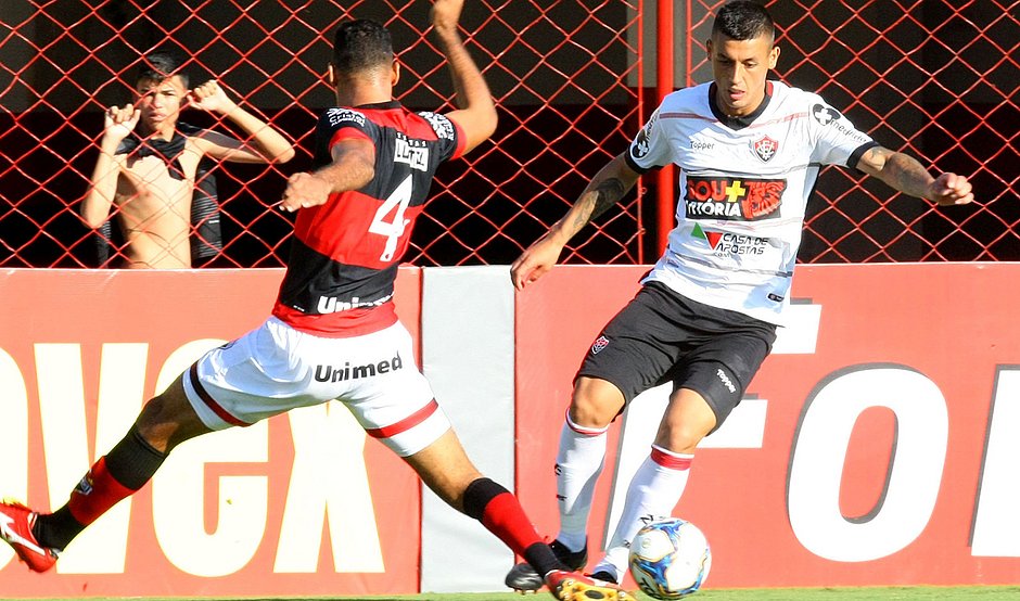 Vitória empata com Atlético-Go na estreia do novo técnico 