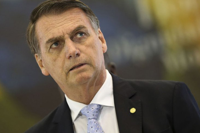 Reforma política tem que nascer no Congresso, diz Bolsonaro