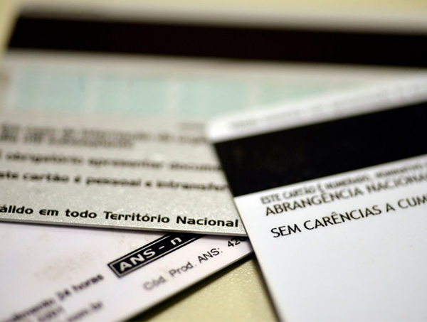 Beneficiários de planos de saúde coletivos podem fazer portabilidade