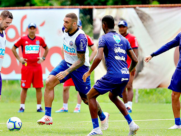Perfeito como mandante, Bahia mira jogos fora de casa pelo G6