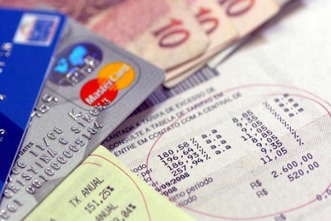 Número de consumidores inadimplentes sobe 4,8% em maio