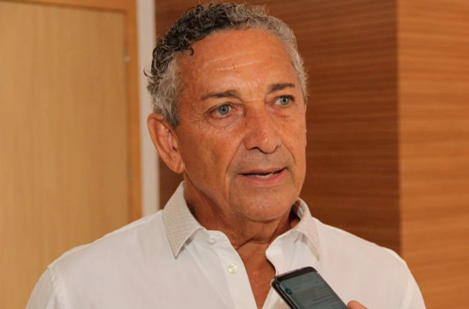 Dono do Atakarejo participa de entrevista na Sauipe Fm nesta segunda 