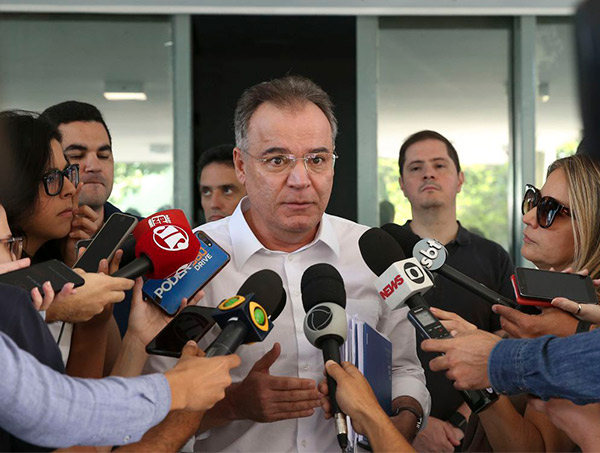 Relator da Previdência adia apresentação de relatório para quinta